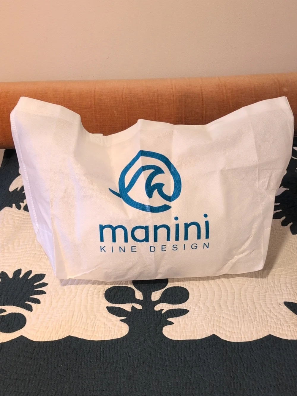 Manini Kine Design TANKZ AH Huge Tote Bag (Made In Hawaii )